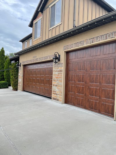 Poulson Garage Door Service and Repair